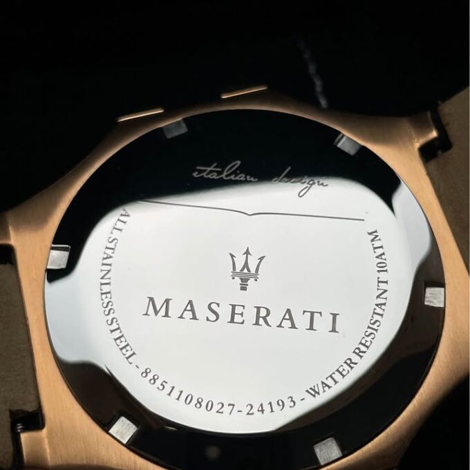 Montre Homme seul le temps Maserati Potenza - R8851108035 - Bracelet Noir en Cuir Véritable - Résistance à l'eau 10 ATM