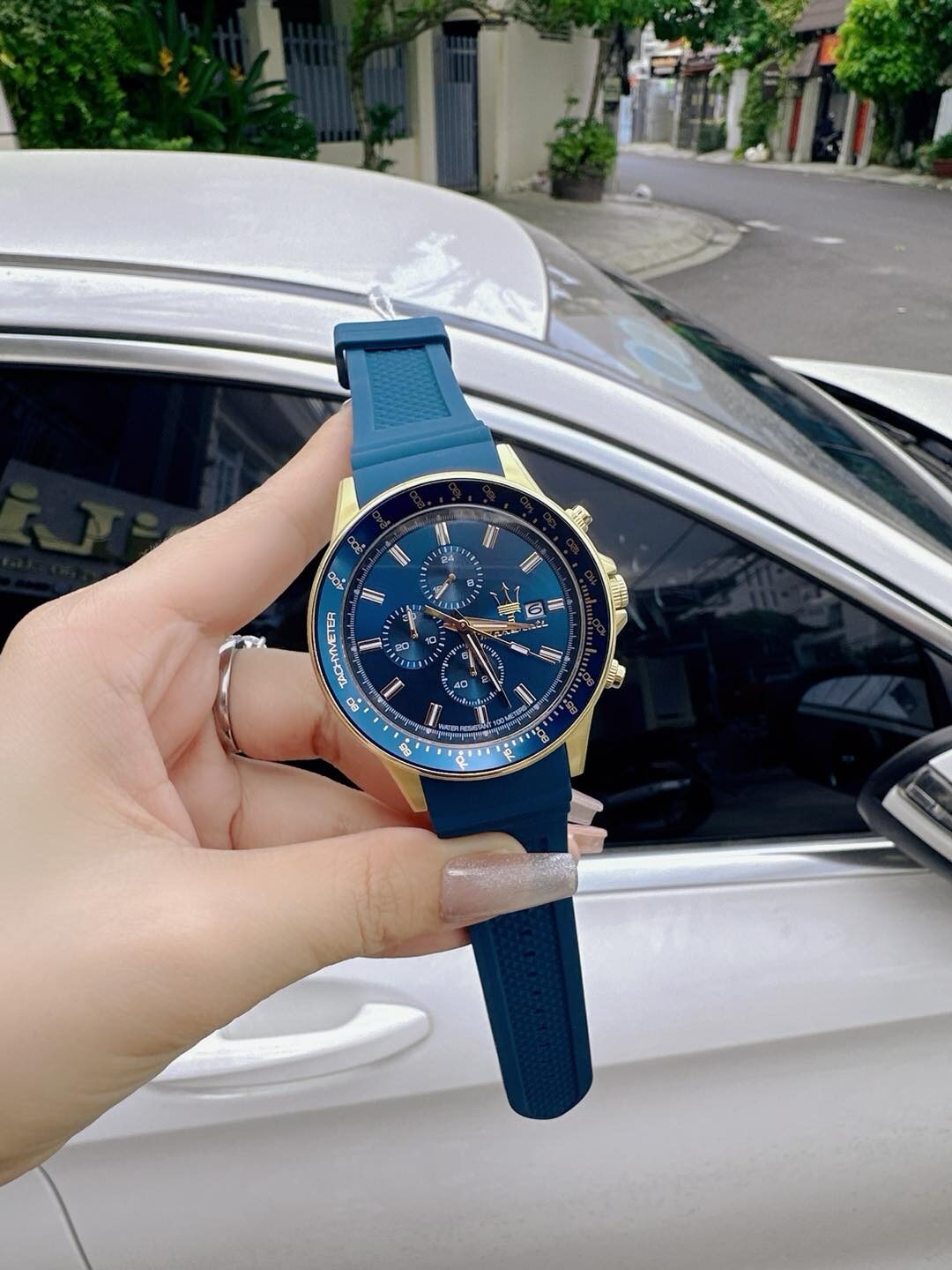 aiwatch_R8871640004 - Montre Chronographe Homme Maserati Sfida - R8871640004 - Bracelet Bleu en Silicone- Résistance à l'eau 10 ATM