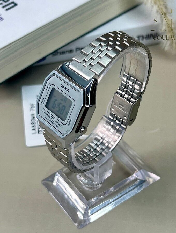 aiwatch_LA680WA-7DF - Montre Unisexe Casio Vintage LA680WA-7 - Bracelet Gris en Acier inoxydable - Résistante à l'eau