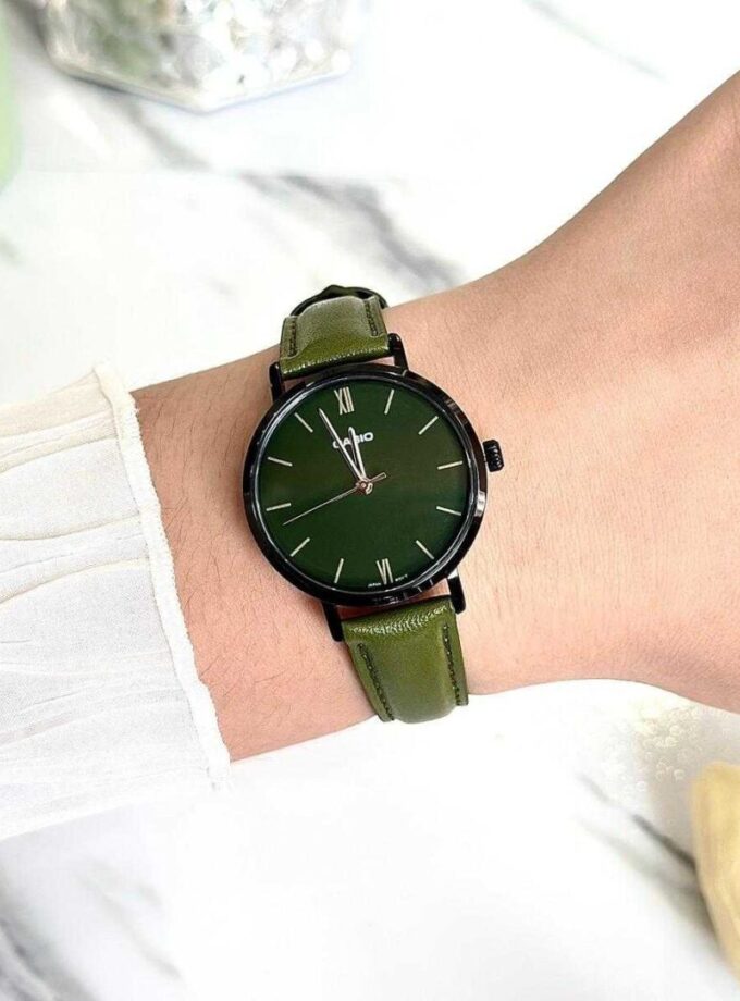 Montre Femme Casio Collection Analogique LTP-VT02BL-3A - Bracelet Vert en Cuir - Résistant à l'eau