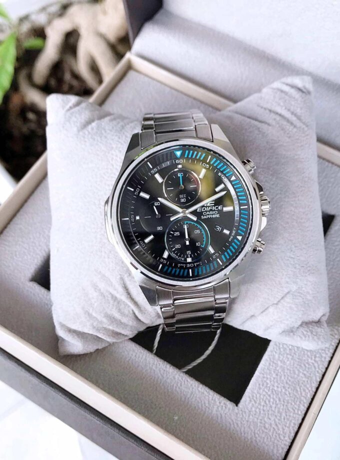 Montre Homme Casio Edifice EFR-S572D-1AVUDF - Bracelet Gris en Acier Inoxydable - Résistance à l'eau 100 Mètres