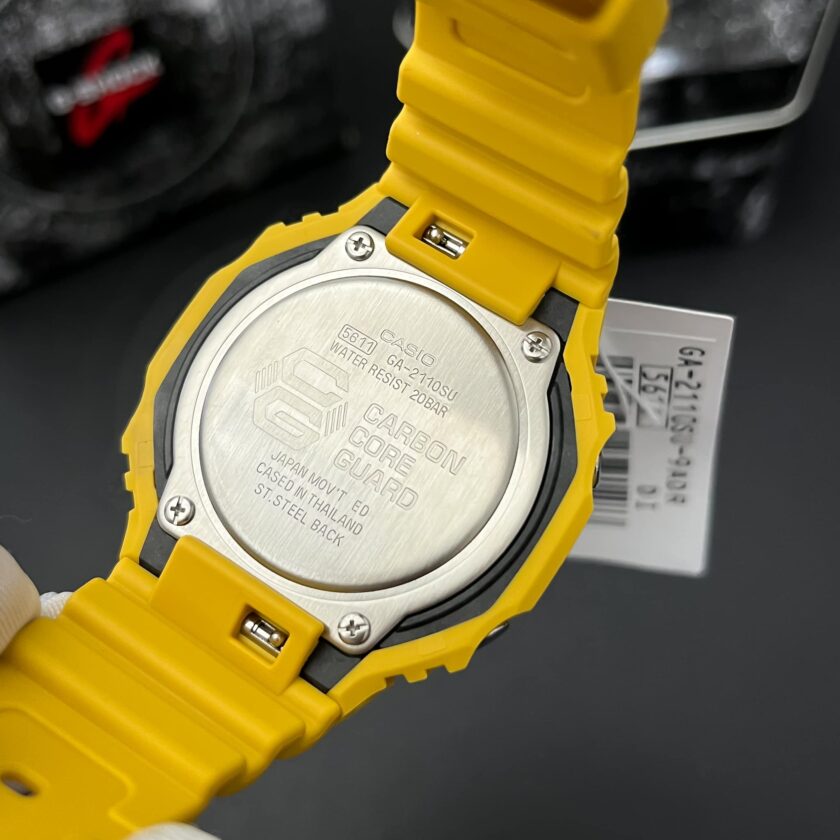 montre homme casio g shock ga 2110su 9adr bracelet jaune en silicone résistance à l'eau 200 mètres