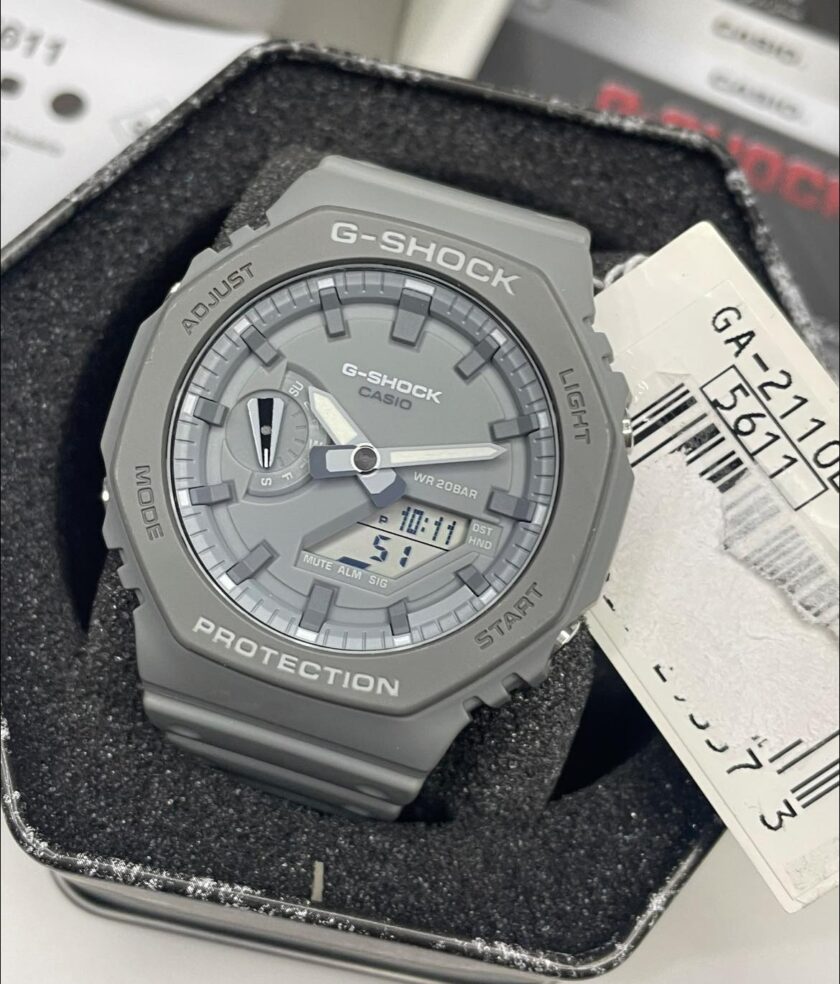 montre homme casio g shock ga 2110et 8adr bracelet gris en silicone résistance à l'eau 200 mètres