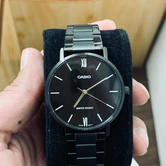 Montre Homme Casio Collection MTP-VT01B-1BUDF - Bracelet En Acier Inoxydable - Résistante à l'eau