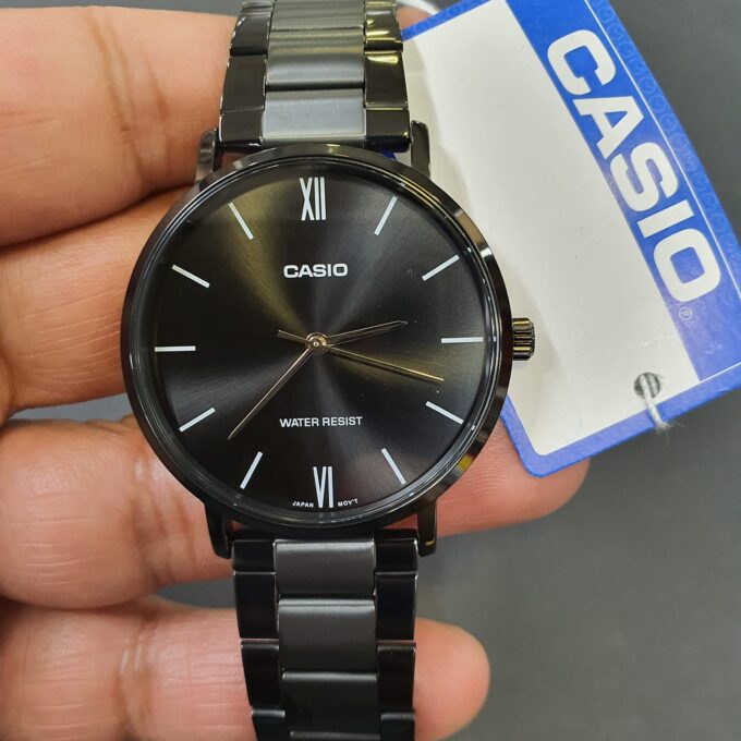 Montre Homme Casio Collection MTP-VT01B-1BUDF - Bracelet En Acier Inoxydable - Résistante à l'eau