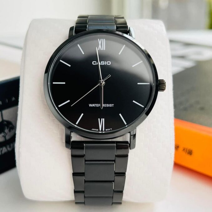 Montre Homme Casio Collection MTP-VT01B-1BUDF - Bracelet En Acier Inoxydable - Résistante à l'eau