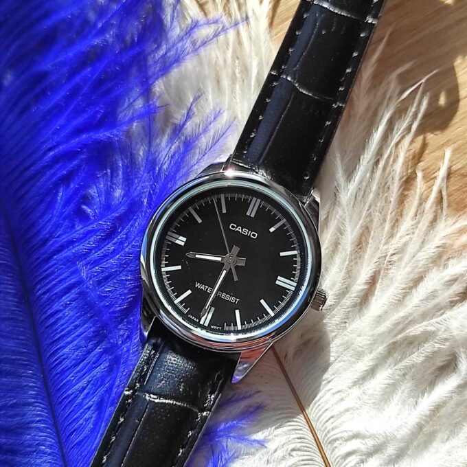 Casio - Bracelet en Cuir - Noir