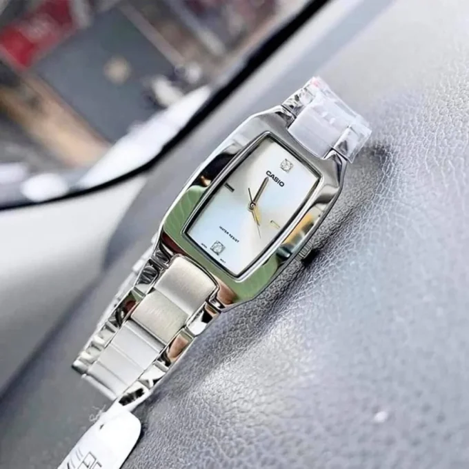 aiwatch_LTP-1165A-7C2DF - Montre Femme Casio - LTP-1165A-7C2DF - Bracelet en Acier Inoxydable - Affichage analogique - Résistant à l'eau