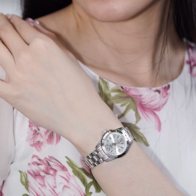 Montre Femme Casio - LTP-1215A-7ADF - Bracelet en Acier Inoxydable