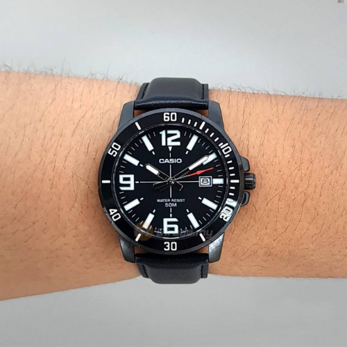 Montre Homme Casio collection Analogique MTP-VD01BL-1BVUDF - Bracelet Noir En Cuir - Résistance à l'eau 5 ATM