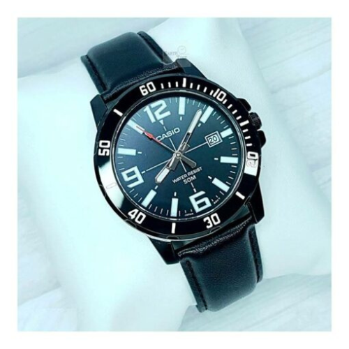 Montre Homme Casio collection Analogique MTP-VD01BL-1BVUDF - Bracelet Noir En Cuir - Résistance à l'eau 5 ATM