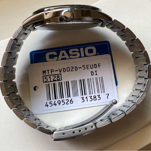 Montre Homme Casio Collection - MTP-VD02D-5EUDF - Bracelet Gris En Acier Inoxydable - Résistance à l'eau 30 M