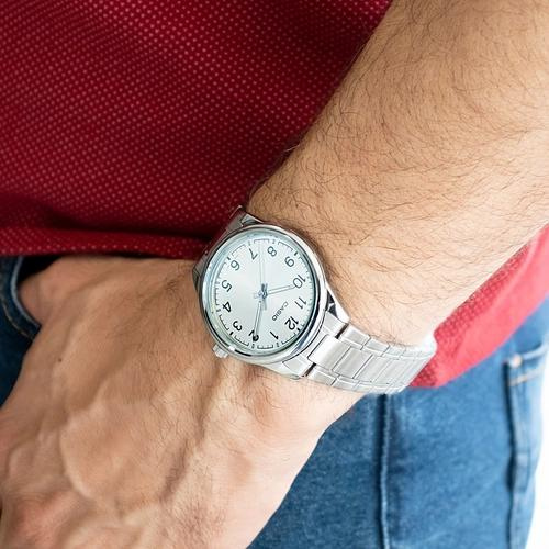 Casio Montre Homme MTP-V005D-7B4UDF - Bracelet En Acier Inoxydable - Argent