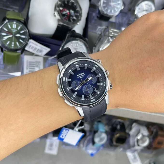 Montre Homme Casio - MTP-E505-2AVDF - Bracelet en Résine noir - Chronographe - Verre minéral