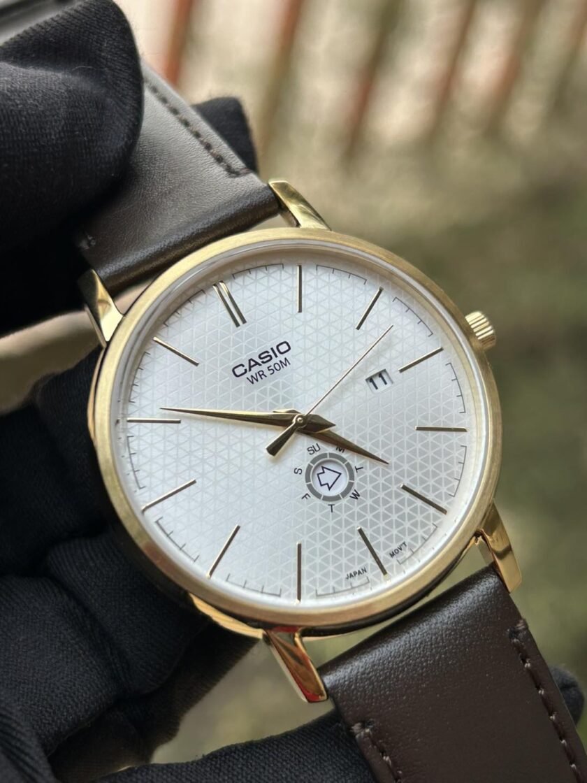 montre homme casio mtp b125gl 7avdf bracelet en cuir marron affichage analogique verre minéral