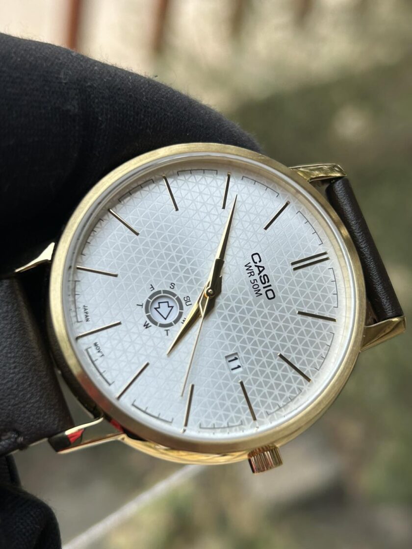 montre homme casio mtp b125gl 7avdf bracelet en cuir marron affichage analogique verre minéral