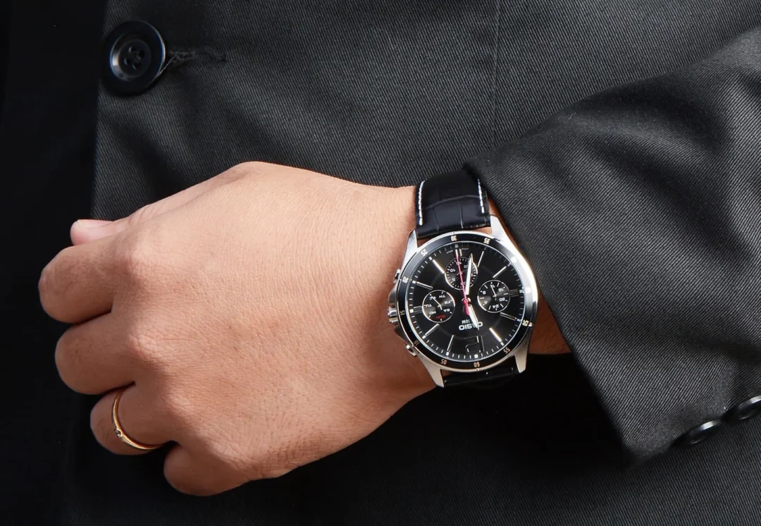 aiwatch_MTP-1374L-1AVDF - Montre Homme Casio - MTP-1374L-1AVDF - Bracelet en cuir noir - Chronographe - Verre minéral