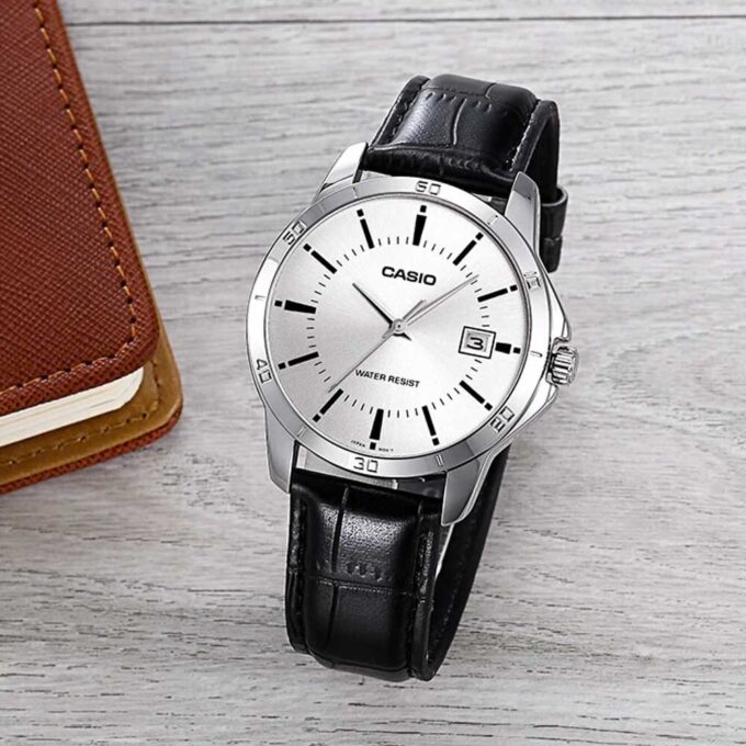 Montre Homme Casio - MTP-V004L-7AUDF - Bracelet en cuir noir - Affichage analogique