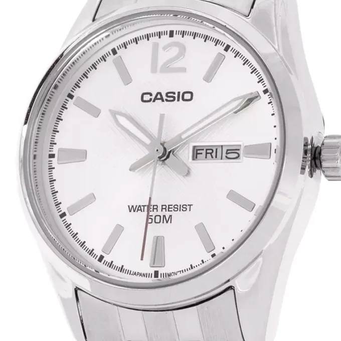 Montre Femme Casio - LTP-1335D-7AVDF - Bracelet en acier inoxydable gris - Verre minéral - Affichage analogique
