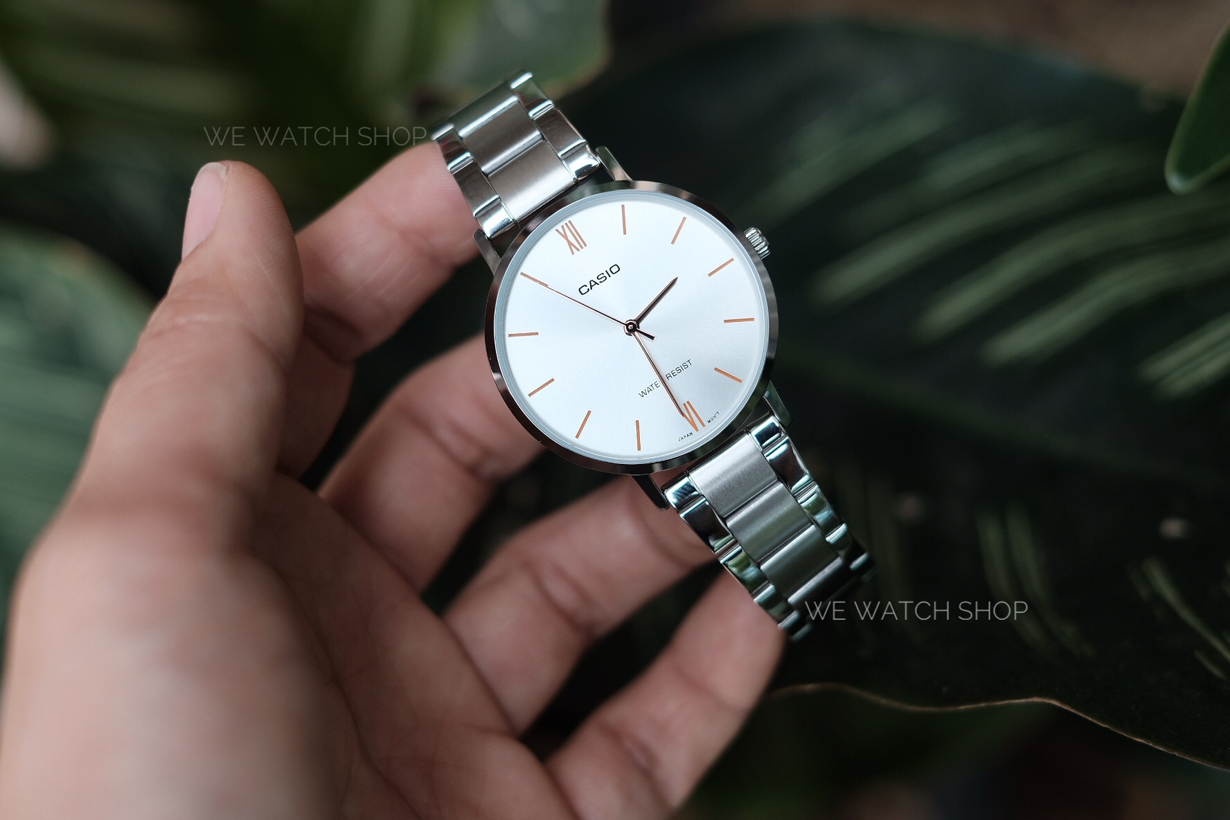 Montre Femme Casio - LTP-VT01D-7BUDF - Bracelet en acier inoxydable argent - Verre minéral - Affichage analogique – Image 4