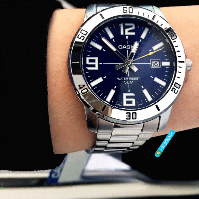 MONTRE CASIO HOMME – MTP-VD01D-2BVUDF - BRACELET GRIS EN ACIER INOXYDABLE – RÉSISTANTE À L’EAU – 12 MOIS DE GARANTIE