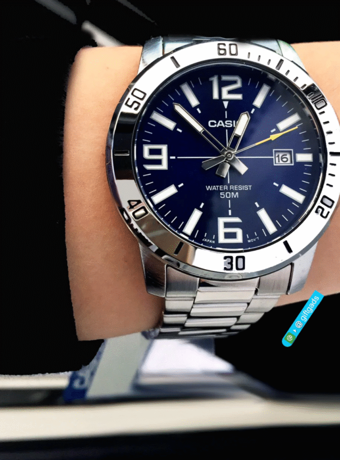 MONTRE CASIO HOMME –  MTP-VD01D-2BVUDF - BRACELET GRIS EN ACIER INOXYDABLE – RÉSISTANTE À L’EAU – 12 MOIS DE GARANTIE