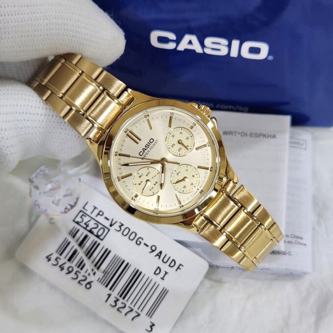 Montre Casio Femme - Bracelet Dorée En Acier Inoxydable -Résistante À L'Eau - 12 Mois De Garantie - Ltp-V300G-9Audf