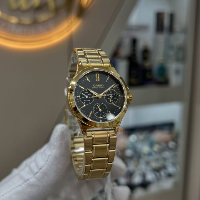 Montre Classique Femme - Casio LTP-V300G-1AUDF - Quartz, Bracelet Acier, Étanche, Affichage Analogique - Or - Référence LTP-V300G-1AUDF