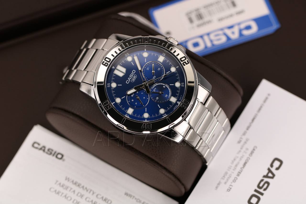 montre-casio-homme-mtp-vd300d-2eudf-bracelet-gris-en-acier-inoxydable-resistante-a-leau-12-mois-de-garantie-mtp-vd300d-2eudf