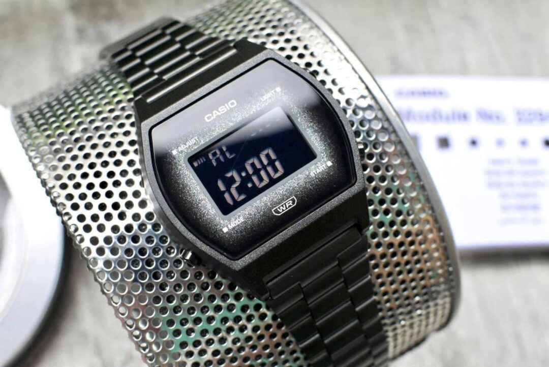 aiwatch_B640WBG-1BDF - Montre Casio Vintage Unisexe - Bracelet Noir En Acier Inoxydable - Résistante À L'Eau - 12 Mois De Garantie - B640Wbg-1Bdf