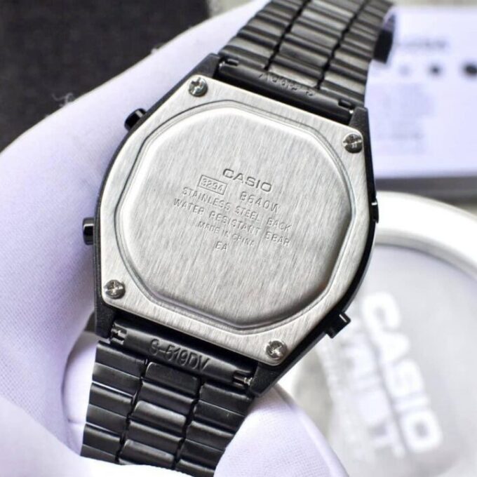 Montre Casio Vintage Unisexe - Bracelet Noir En Acier Inoxydable - Résistante À L'Eau - 12 Mois De Garantie - B640Wbg-1Bdf