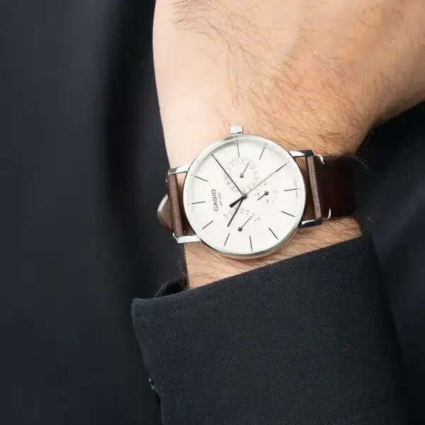 aiwatch_MTP-E320L-5EVDF - Montre Casio Homme - MTP-E320L-5EVDF - Bracelet Marron En Cuir Véritable - Cadran Brun - 12 Mois De Garantie