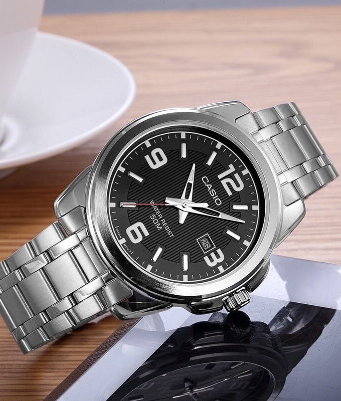 aiwatch_MTP-1314D-1AVDF - Montre Casio Homme - MTP-1314D-1AVDF - Bracelet Gris En Acier Inoxydable - Résistante À L'Eau - 12 Mois De Garantie