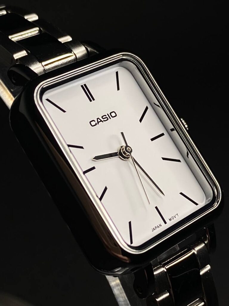 aiwatch_LTP-V009D-7EUDF - Casio Montre Femme - LTP-V009D-7EUDF - Bracelet en acier inoxydable - Résistant à l'eau