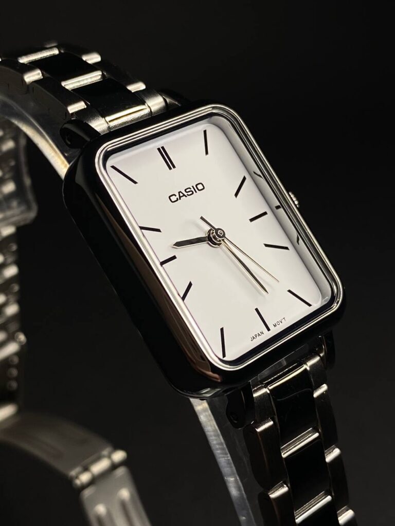 aiwatch_LTP-V009D-7EUDF - Casio Montre Femme - LTP-V009D-7EUDF - Bracelet en acier inoxydable - Résistant à l'eau