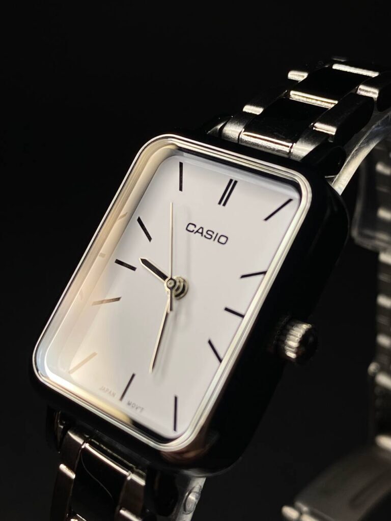 aiwatch_LTP-V009D-7EUDF - Casio Montre Femme - LTP-V009D-7EUDF - Bracelet en acier inoxydable - Résistant à l'eau