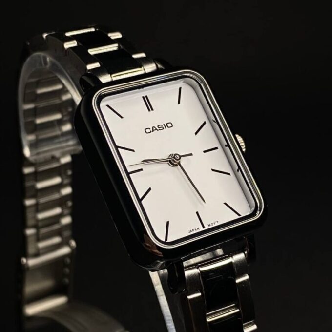 Casio Montre Femme - LTP-V009D-7EUDF - Bracelet en acier inoxydable - Résistant à l'eau