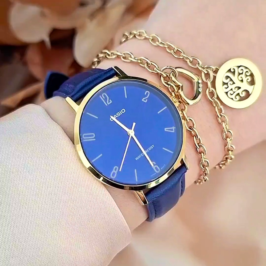 aiwatch_LTP-VT01GL-2BUDF - Montre Casio Femme - LTP-VT01GL-2BUDF - Bracelet Bleu En Cuir Véritable - Résistante À L'Eau - 12 Mois De Garantie