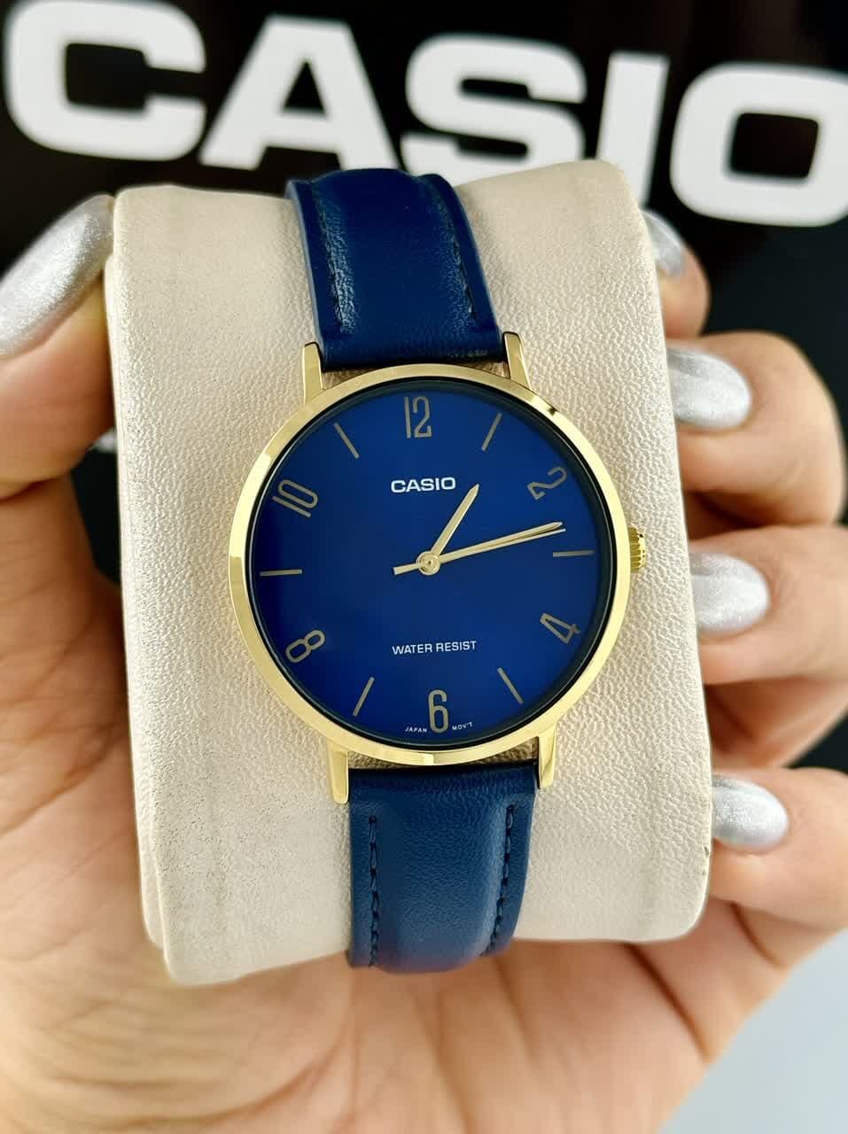 aiwatch_LTP-VT01GL-2BUDF - Montre Casio Femme - LTP-VT01GL-2BUDF - Bracelet Bleu En Cuir Véritable - Résistante À L'Eau - 12 Mois De Garantie