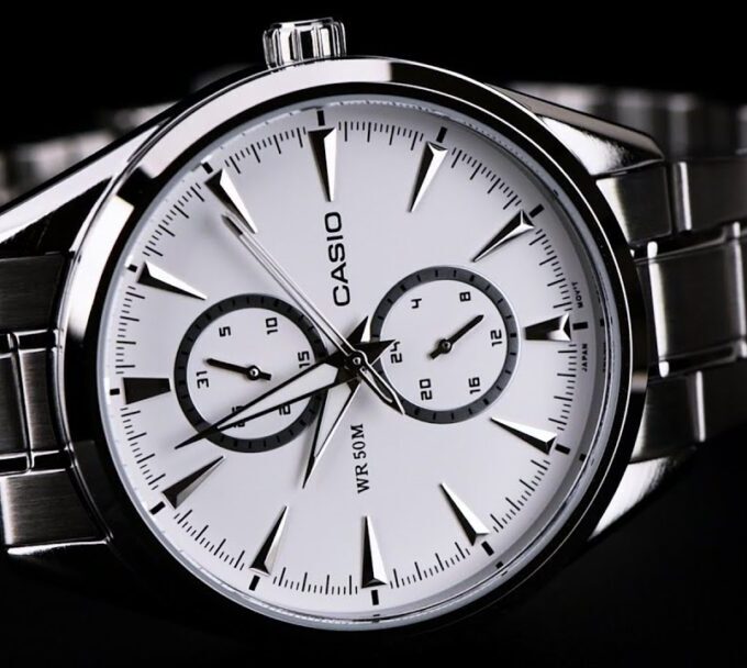 aiwatch_MTP-SW340D-7AVDF - Montre Casio Homme - Bracelet Gris En Acier Inoxydable - Cadran Blanc - 12 Mois De Garantie - Mtp-Sw340D-7Avdf