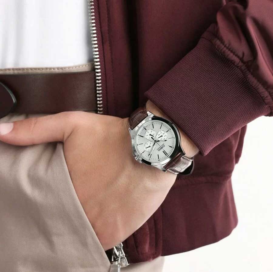 aiwatch_MTP-V300L-7AUDF - Casio Montre Homme - MTP-V300L-7AUDF - Bracelet en cuir marron - Résistant à l'eau