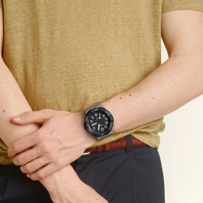 Montre Jeunesse Casio - MRW-210H-5AVDF - Bracelet en Résine - Affichage analogique - Résistant à l'eau