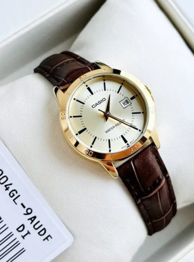 Montre Casio Femme - LTP-V004GL-9AUDF - Bracelet Marron En Cuir Véritable - Affichage analogique - Résistante À L'Eau - 12 Mois De Garantie