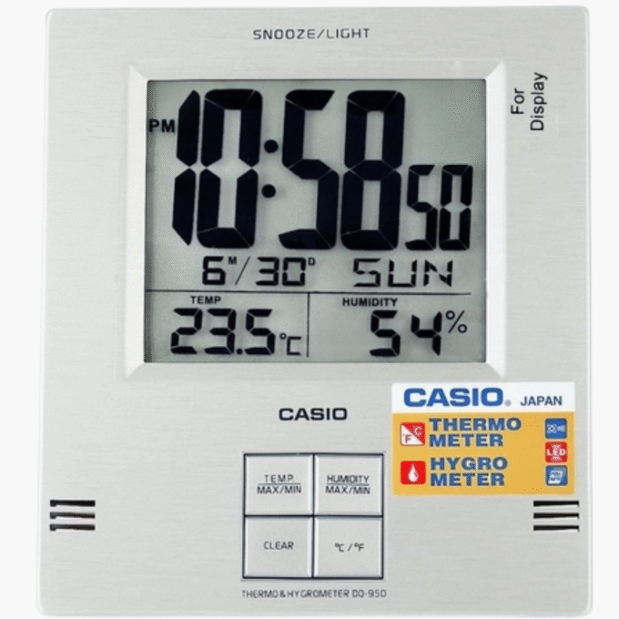 Horloge De Bureau Casio Avec Thermomètre Et Hygromètre Dq-950S-8Df