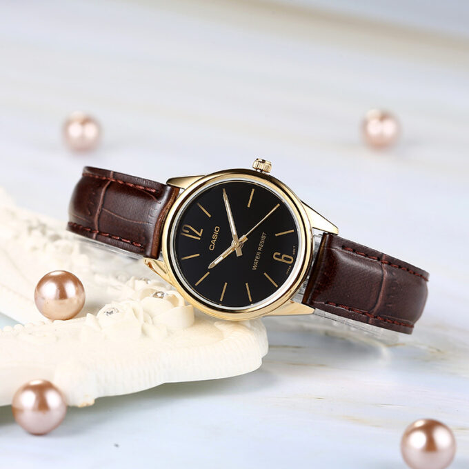 Montre Femme Casio - LTP-V005GL-1BUDF - Bracelet en cuir marron - Résistant à l'eau