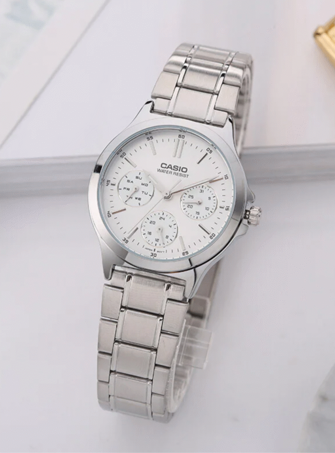 Montre Femme Casio - LTP-V300D-7AUDF - Bracelet en acier inoxydable - Résistant à l'eau