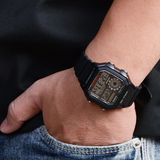 montre homme casio ae 1200wh 1avdf bracelet en résine noir affichage numérique résistant à l'eau