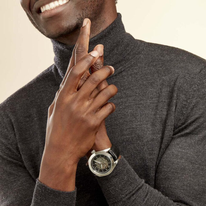 Montre Homme automatique Maserati R8821112004 Traguardo - Verre sapphire - Bracelet en cuir véritable noir