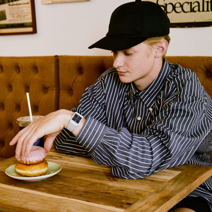 Montre Jeunesse Casio - MQ-38UC-8ADF - Bracelet en résine blanc - Affichage analogique - Résistant à l'eau