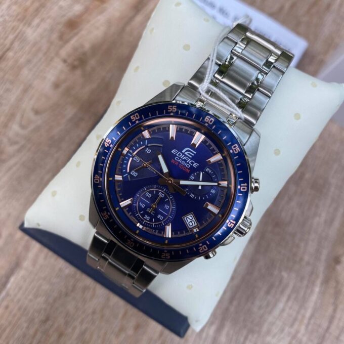 Montre Homme Casio Edifice - EFV-540D-2AVUDF - Bracelet en acier inoxydable - Chronographe - Affichage analogique - Résistant à l'eau